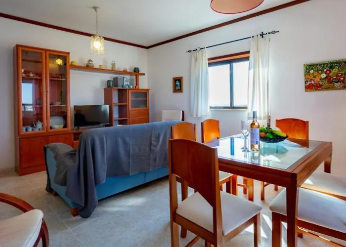 2 Bedrooms Balcony Flat * Alvor