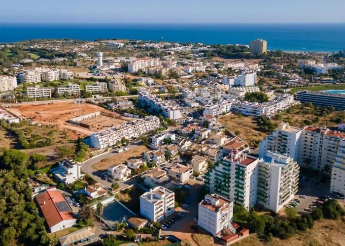 2 Bedrooms Balcony Flat * Alvor